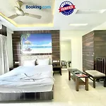 Hotel R- R Near Sea-Beach-&-Temple, Rooms With Balcony, & Wifi-Lift-Restaurant ,Fully-Air-Conditioned Hotel With Upi And Card Payment Facility