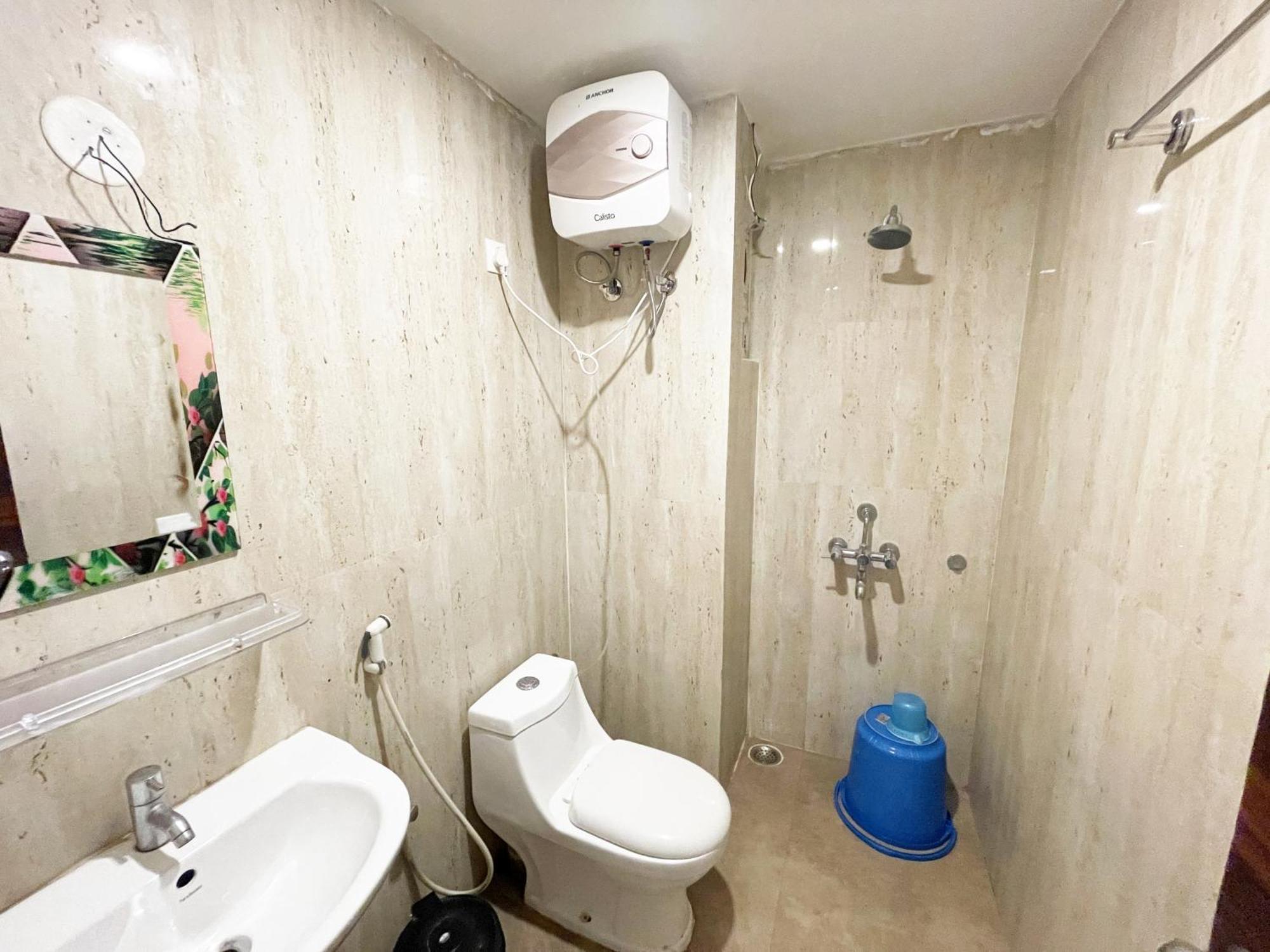 Hotel R- R Near Sea-beach-&-temple, With Balcony, & Wifi-lift-restaurant ,fully-air-conditioned With Upi And Card Payment Facility