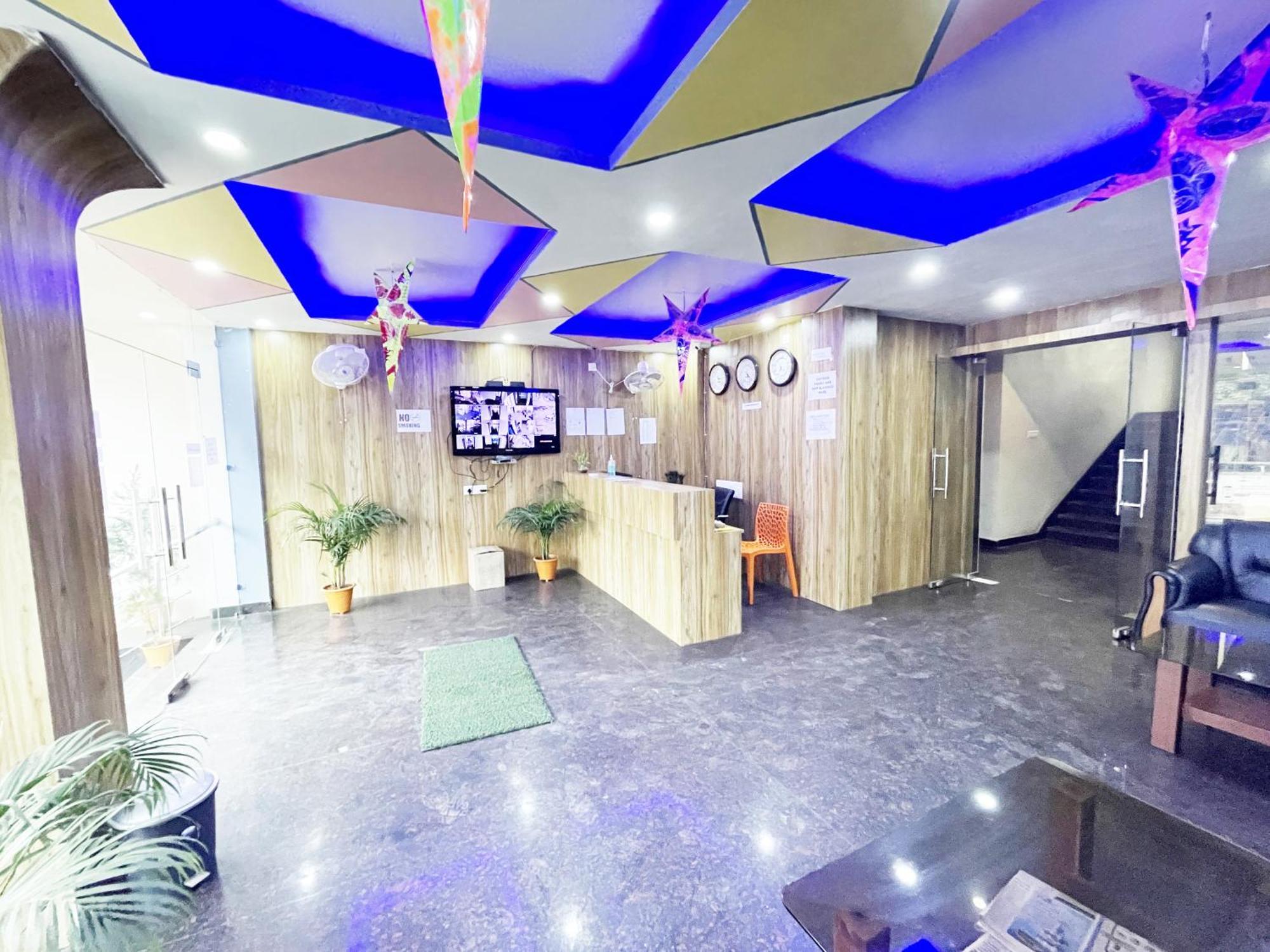 R- R Near Sea-beach-&-temple, With Balcony, & Wifi-lift-restaurant ,fully-air-conditioned With Upi And Card Payment Facility Hotel 4*